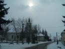 Súr, téli utca a templom körül