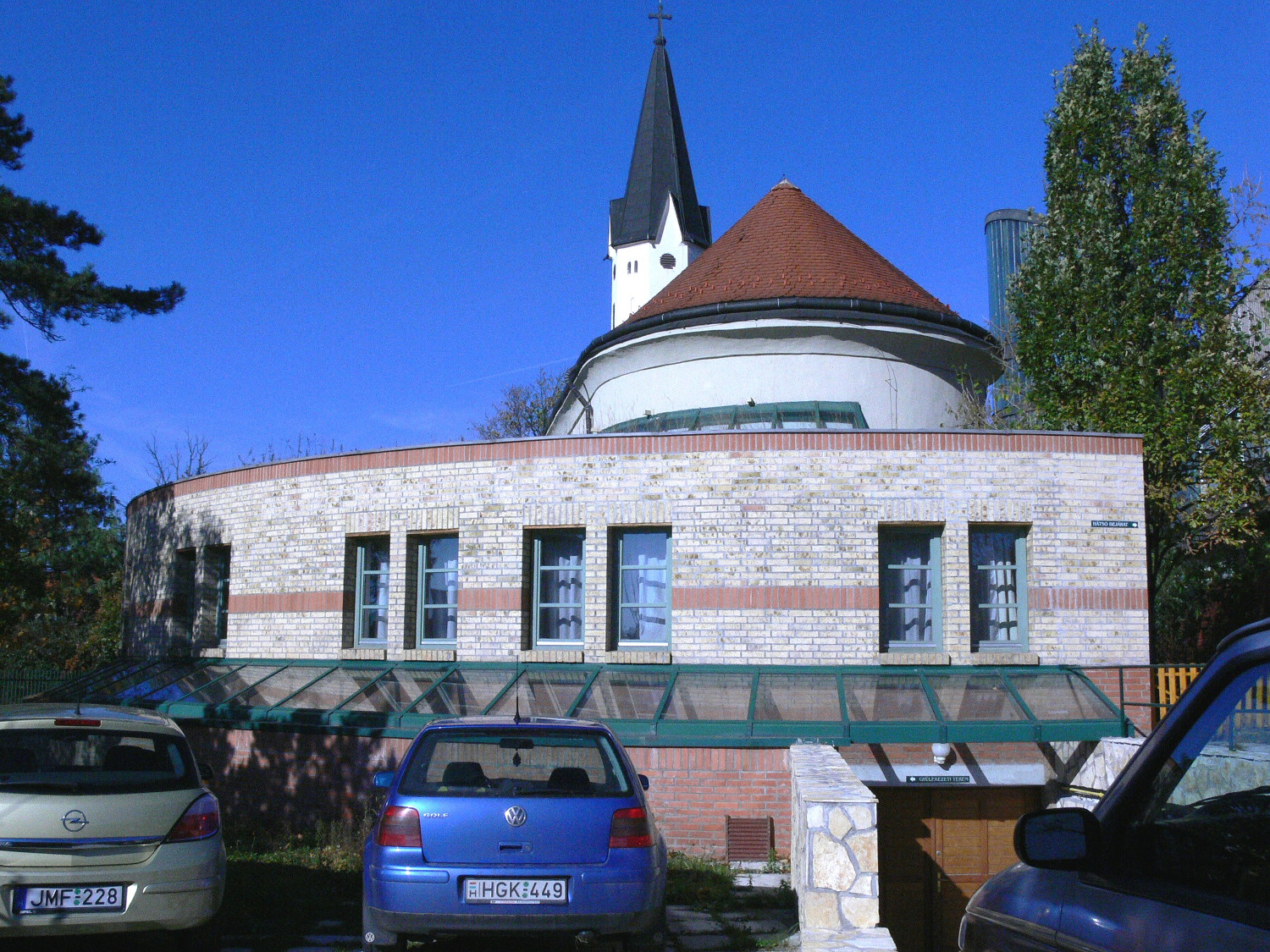Templom, gyülekezeti ház