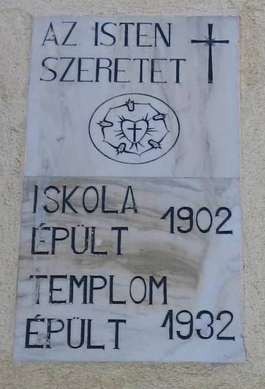 Bakonybánk, emléktábla
