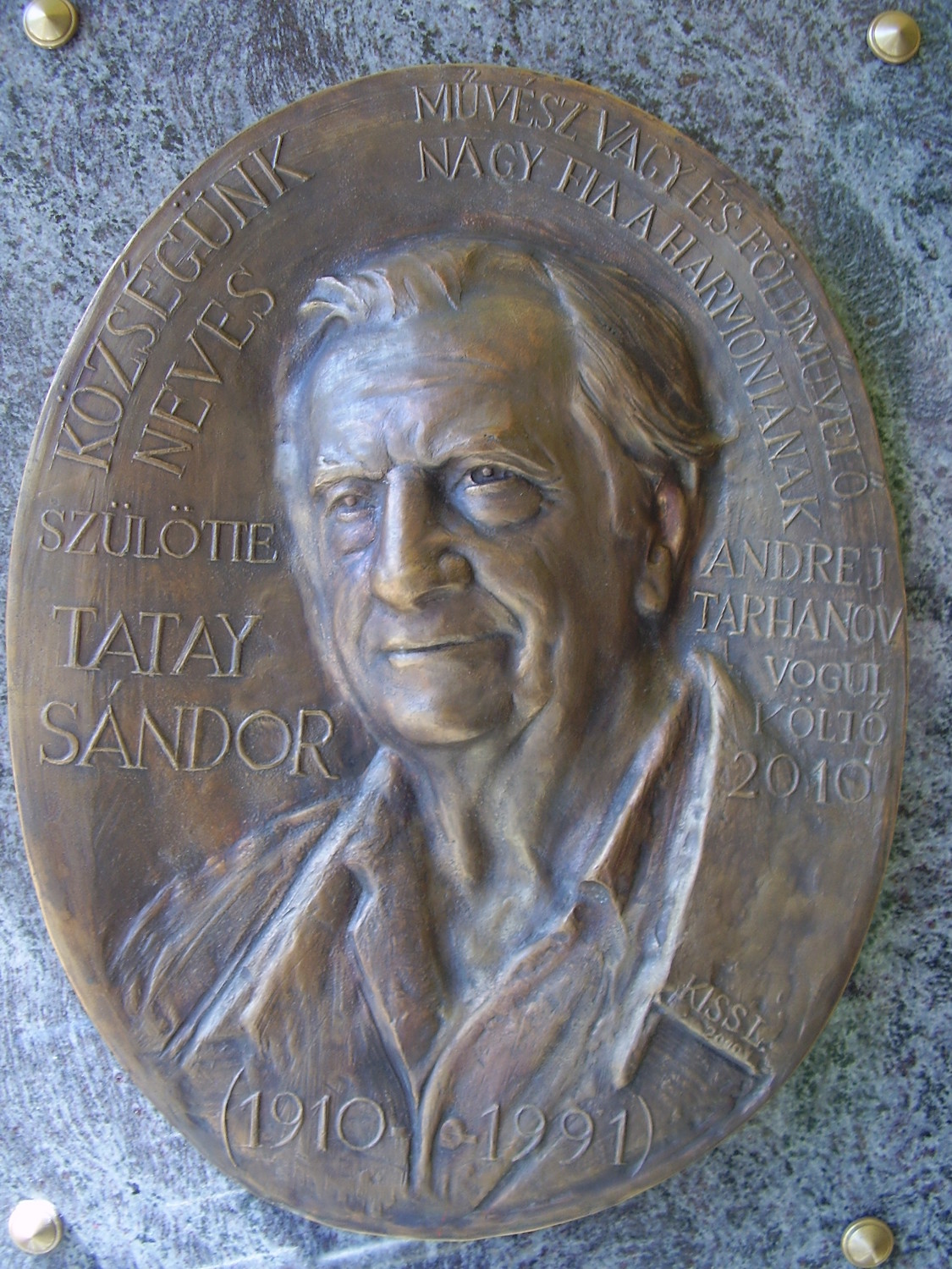 Bakonytamási, Tatay Sándor emléktábla
