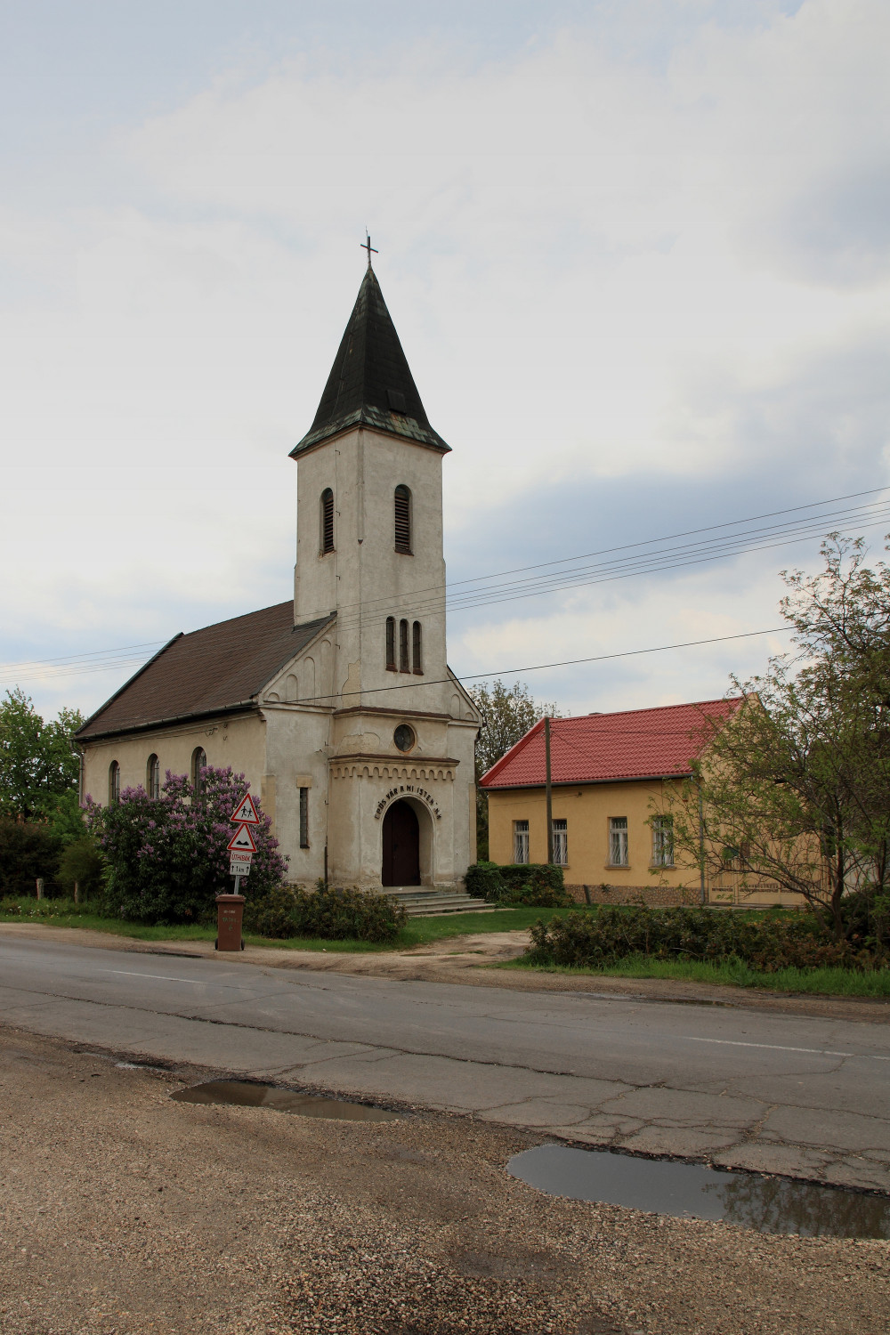 Bicskei templom