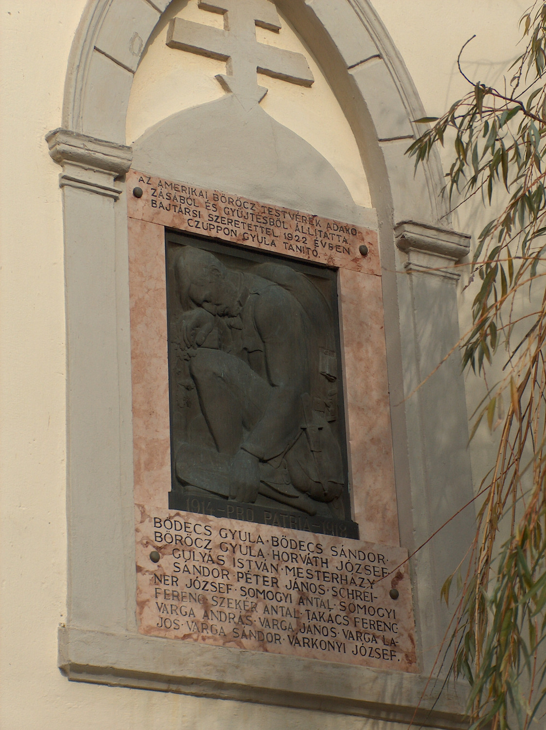 Borgáta, világháborús emléktábla