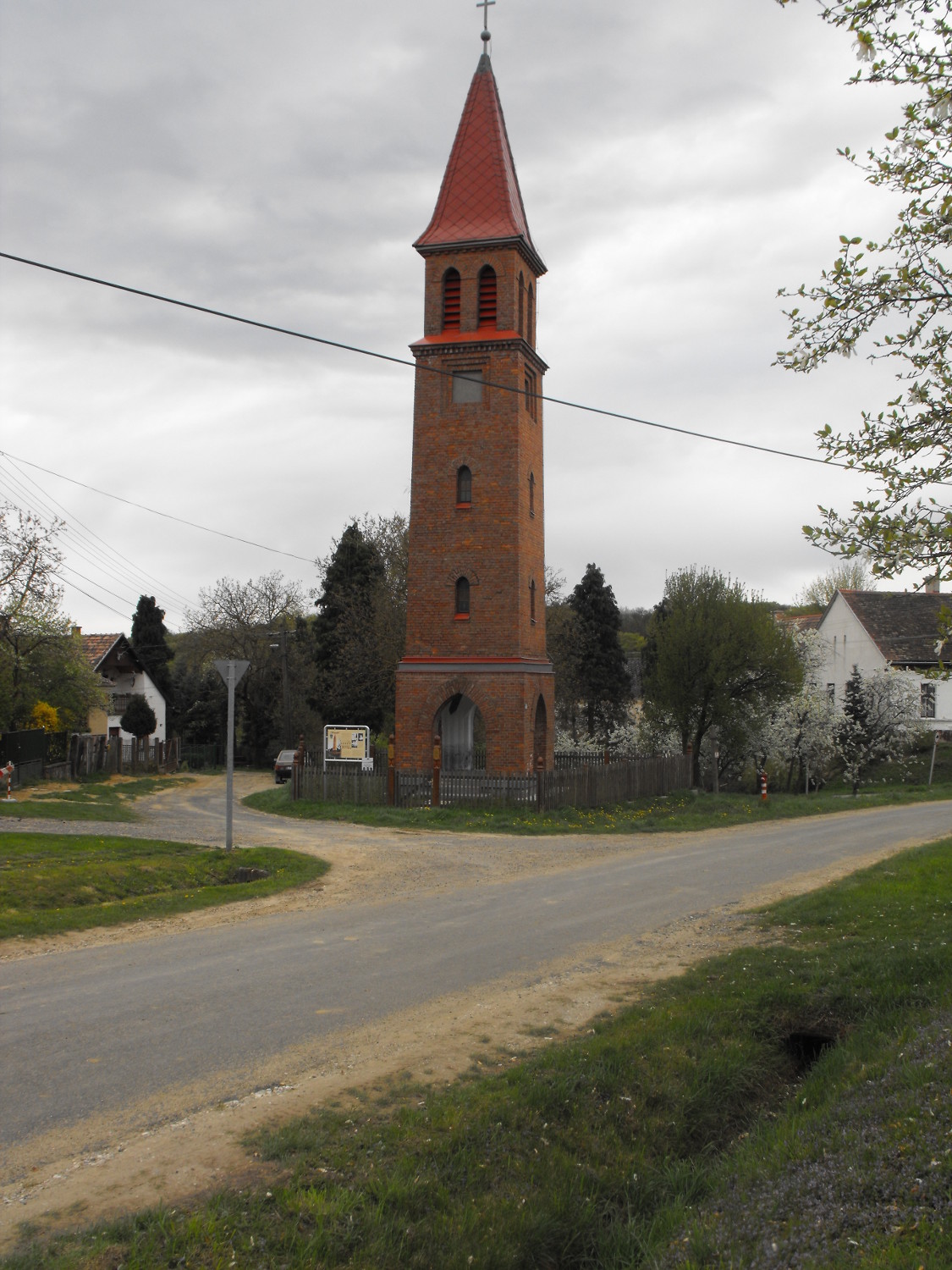 Hegyháthodász, harangtorony