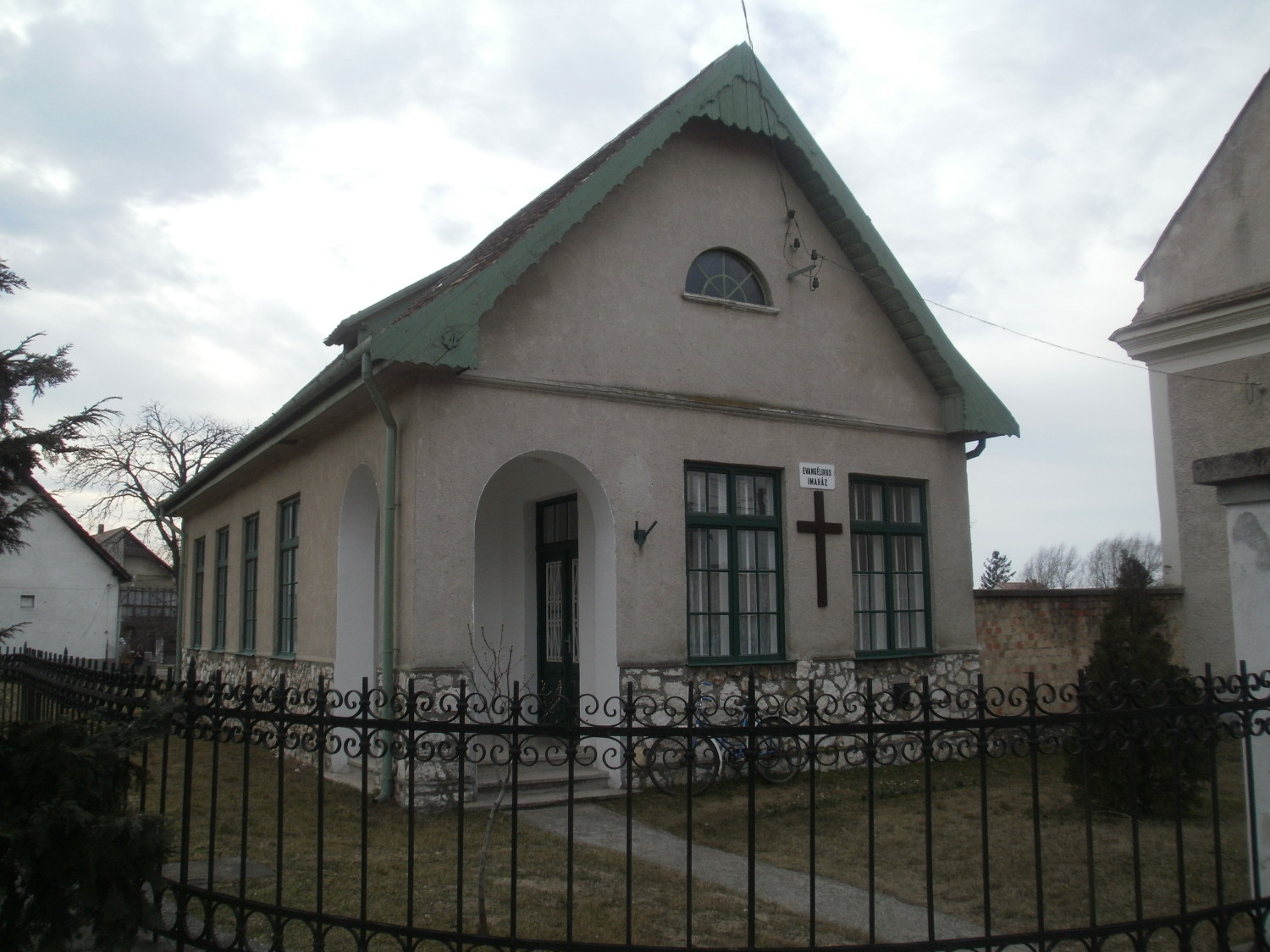 Homokbödöge, imaház