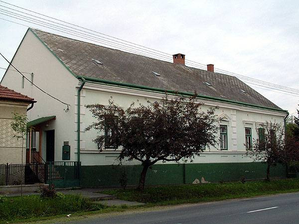 Iharosberény, gyülekezeti ház