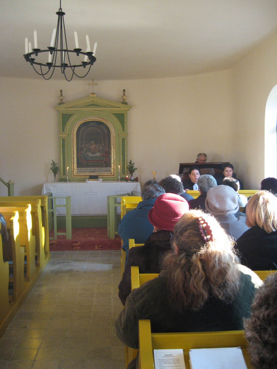 Lócsi templombelső