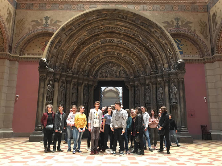 Rendhagyó művészeti óra Rendhagyó művészeti óra