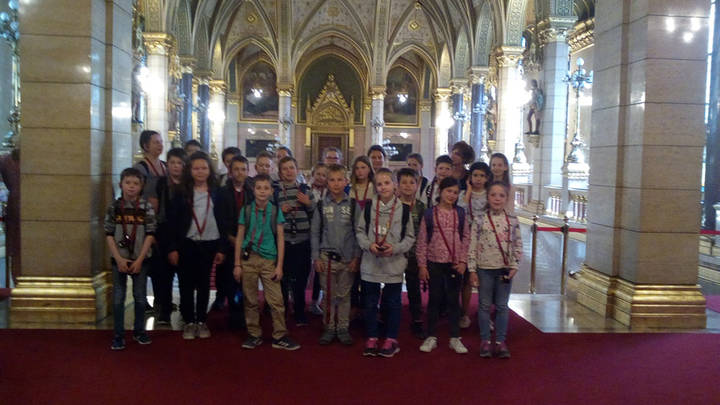 Tanulmányi kiránduláson a 4.b Tanulmányi kiránduláson a 4.b