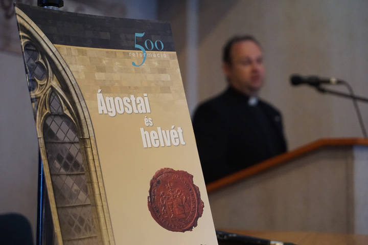 Ágostai és helvét c. kiadvány bemutató Ágostai és helvét c. kiadvány bemutató