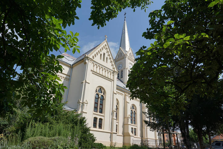 Júliusi családi istentisztelet Júliusi családi istentisztelet