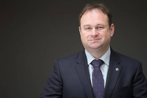 Partnerei akarunk lenni a társadalomnak Partnerei akarunk lenni a társadalomnak