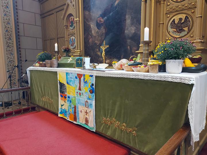 Terményhálaadó istentiszteletet tartottunk Terményhálaadó istentiszteletet tartottunk
